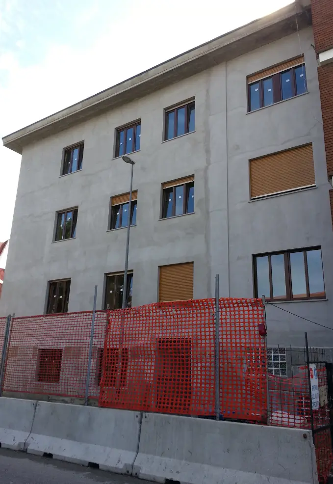 cantiere corona serramenti a moncalieri