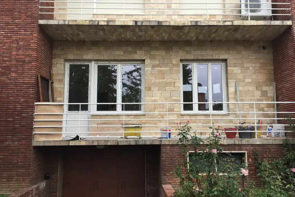 infissi bianchi moderni in pvc