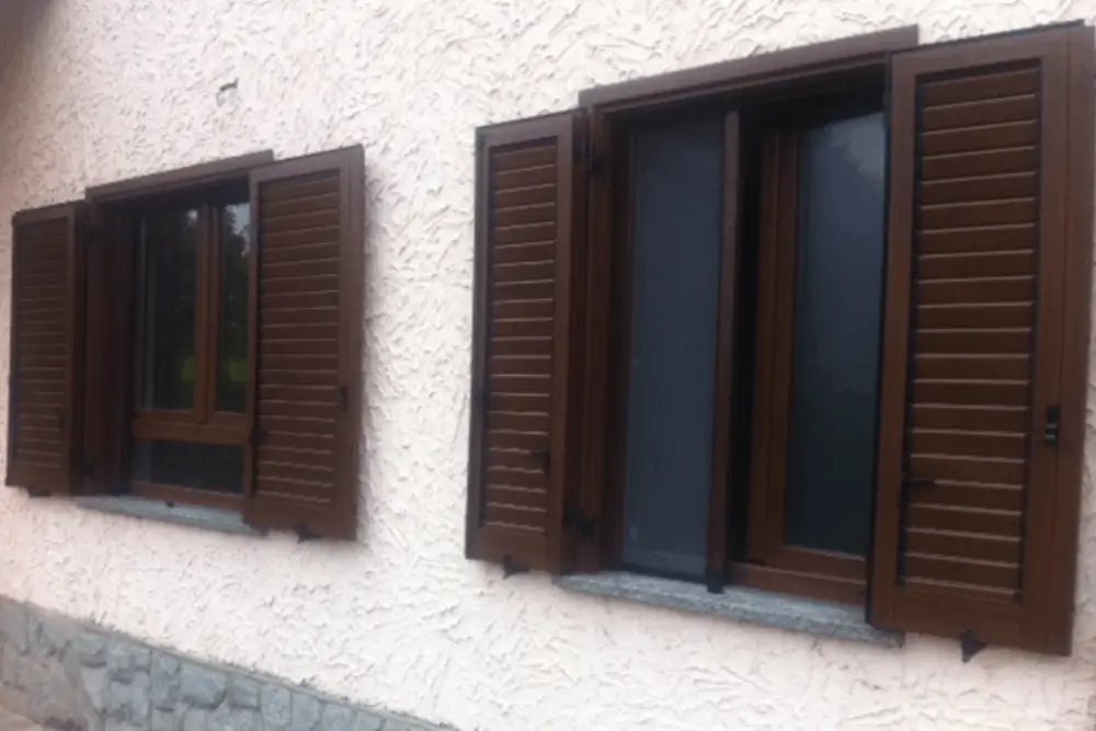 infissi in legno con persiane in alluminio corona serramenti torino