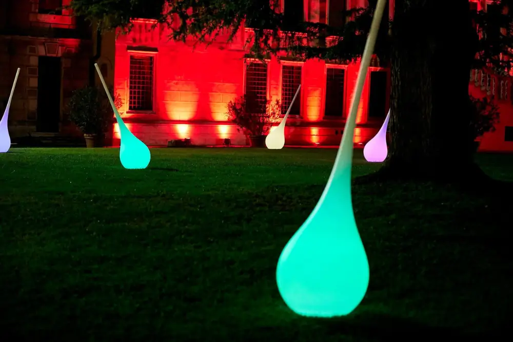 lampade colorate per illuminazione esterni giardino