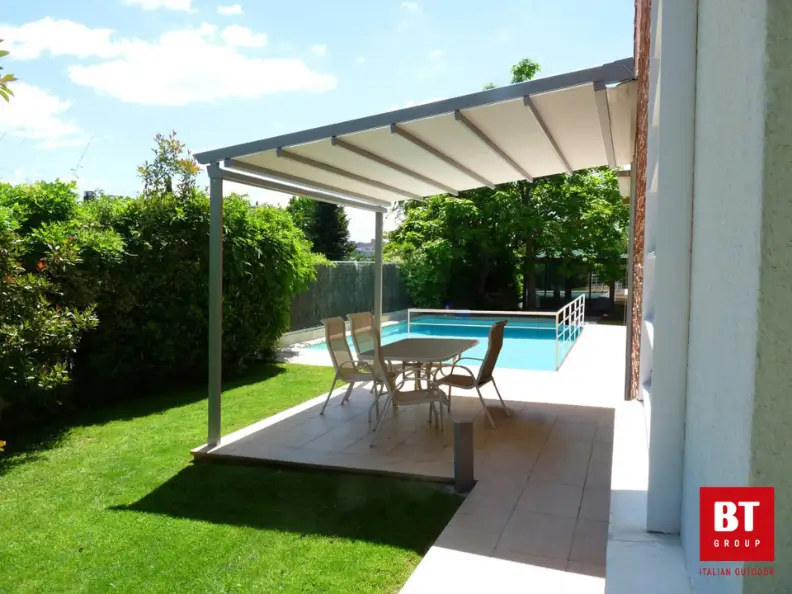 pergola bioclimatica grigia by btgroup corona serramenti torino pergola bioclimatica grigia by btgroup corona serramenti torino