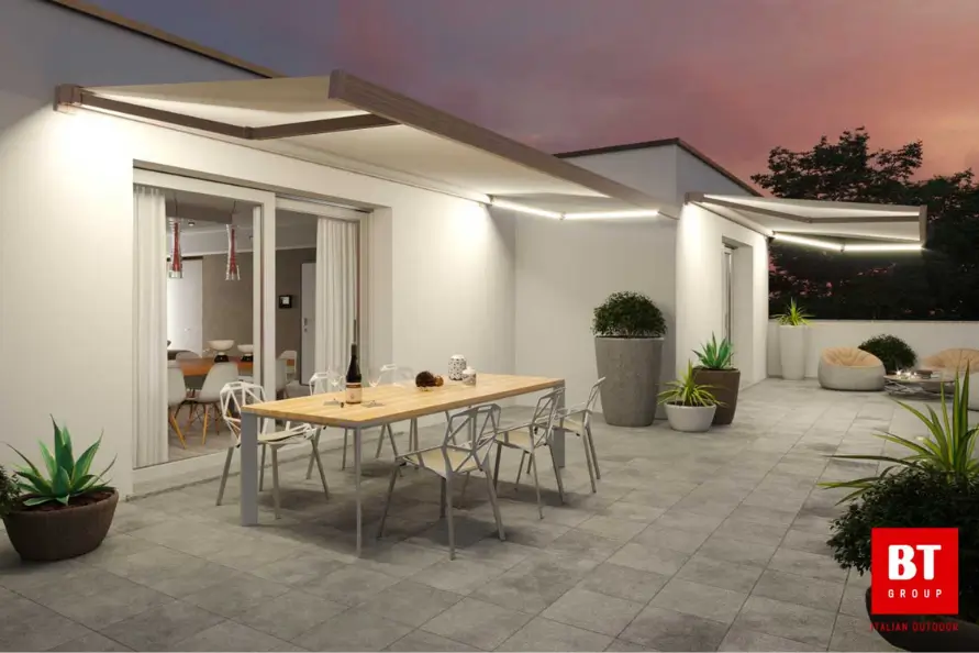 tenda a bracci moderna da esterni bianca con illuminazione a led corona serramenti torino by bt grou